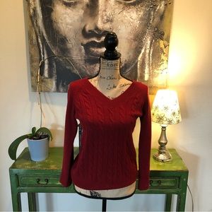 100% Cashmere cable knit sweater